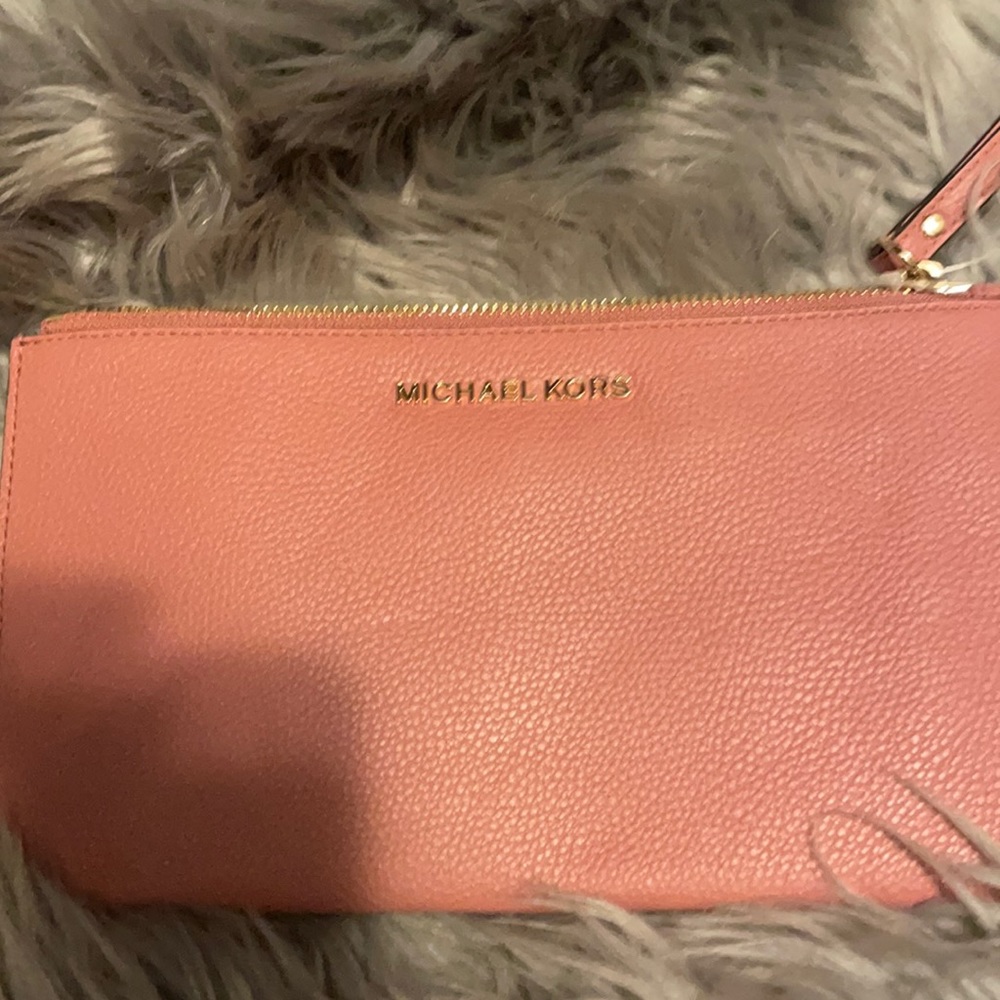 Lg zip clutch wristlet